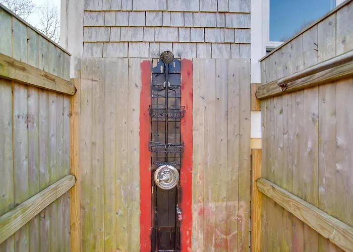 Easy Beach Days! Updated Cape Cod Home W/ Deck